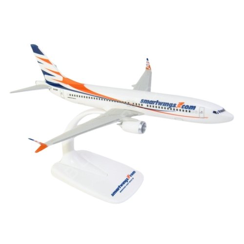 Maqueta Boeing B737 MAX 8 Smartwings OK-SWF 1/200 2