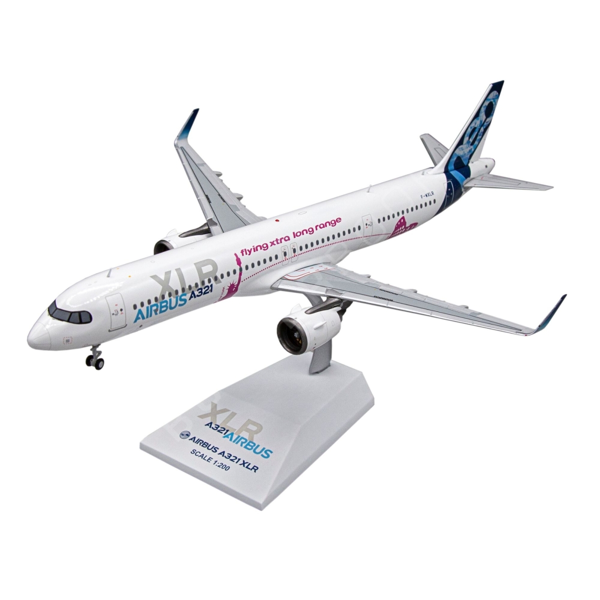 Airbus Industrie Airbus A321XLR F-WXLR 1/200 Model Commercial Aviation Models  BuckerBook €79.90 JCWings