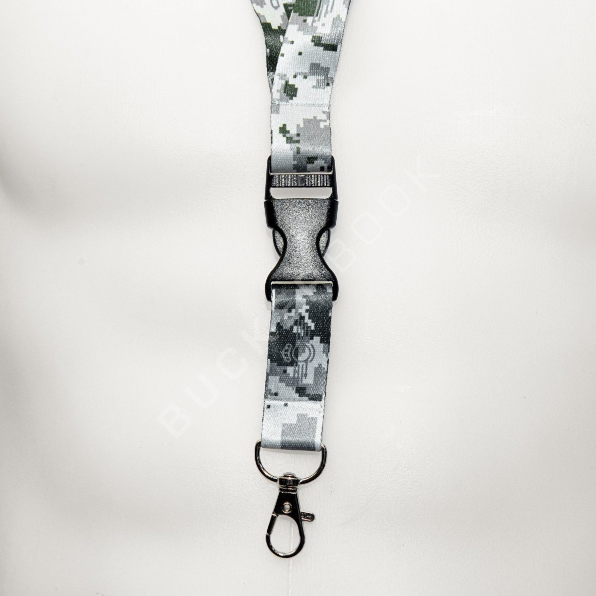 Lanyard Camuflaje Ejército del Aire Lanyards / Cintas de Identificación  BuckerBook 5,00 € BuckerBook Premium