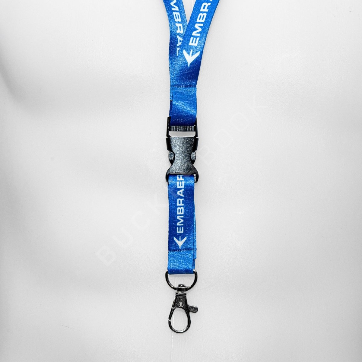 Lanyard Embraer Lanyards / Cintas de Identificación  BuckerBook 5,00 € BuckerBook Premium