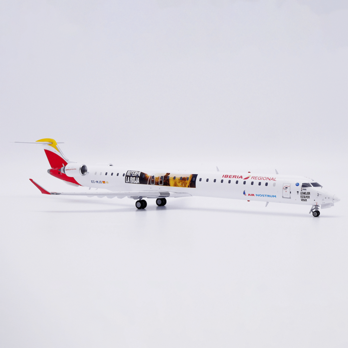 Maqueta Canadair CRJ1000 Air Nostrum "Reserva La Rioja" EC-MJO 1/200