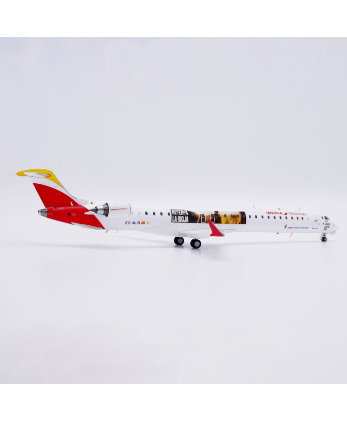 Air Nostrum Canadair CRJ1000 "Reserva La Rioja" EC-MJO 1/200 Model
