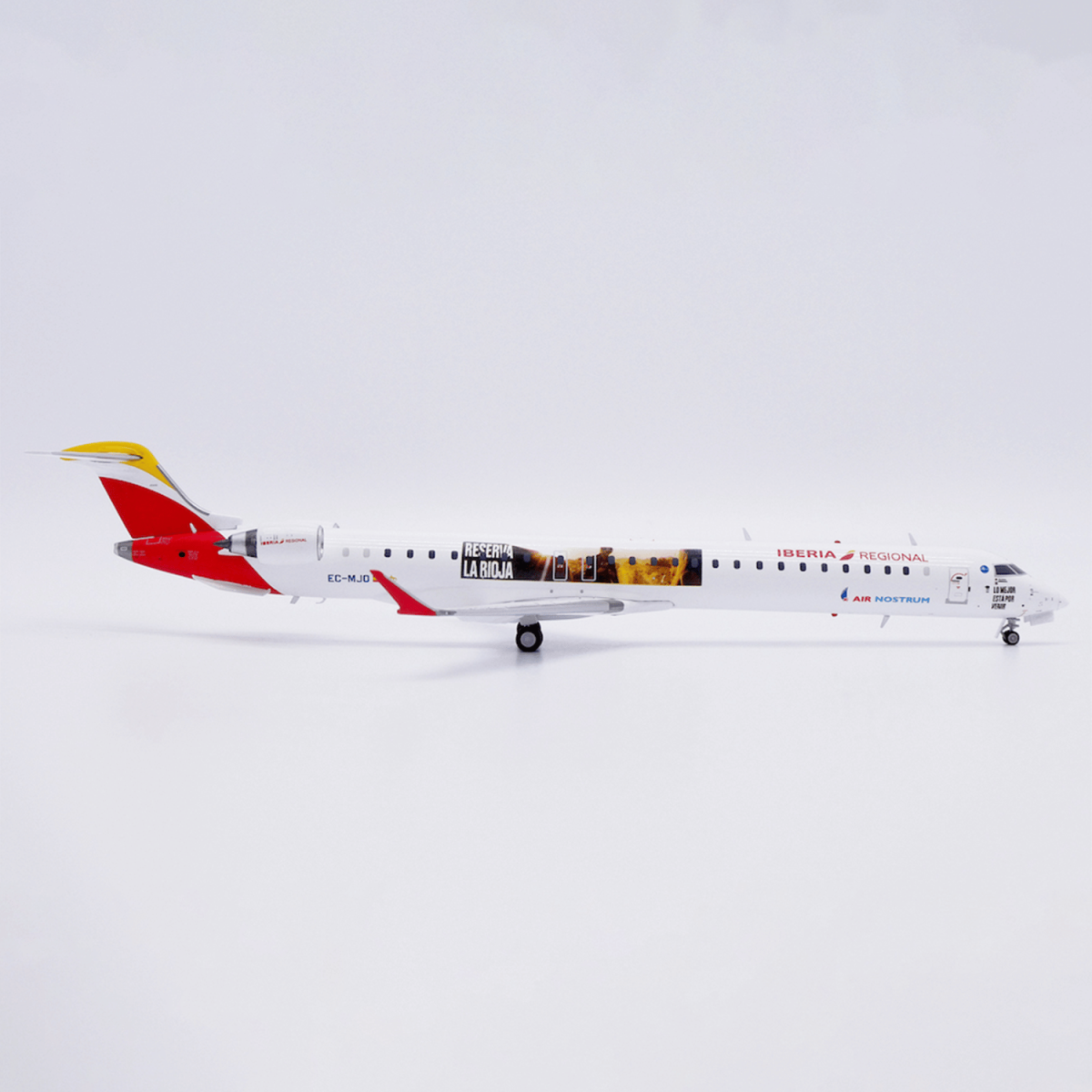 Maqueta Canadair CRJ1000 Air Nostrum "Reserva La Rioja" EC-MJO 1/200