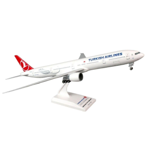 Boeing B777-300ER Turkish 1/200 Model