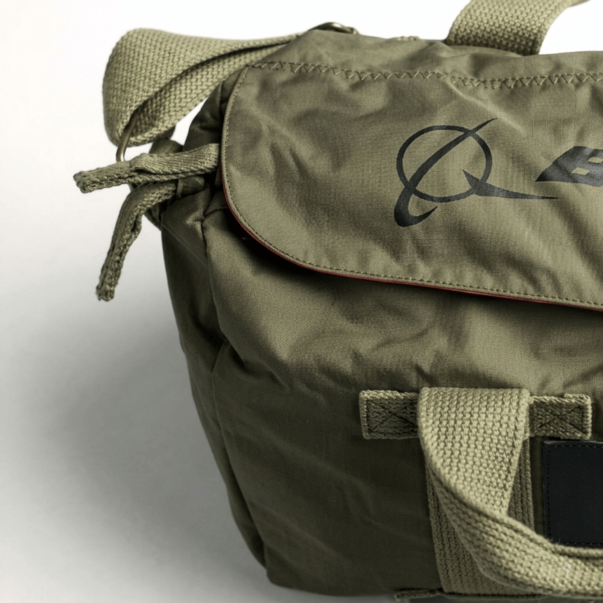 Boeing Stow Bag Flight Bags for Pilots 8456770832044 BuckerBook €119.99 RED CANOE