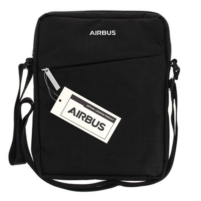 Airbus iPad Format Bag Flight Bags for Pilots  BuckerBook €38.90 Airbus