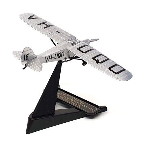 Maqueta DH80A Puss Moth VH-UQO My Hildegarde Air Race 1/72 72PM007  Maquetas Aviación General 2