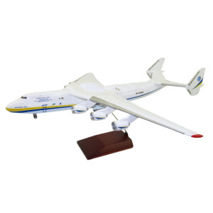 Antonov AN225 UR-82060 1/200 Model