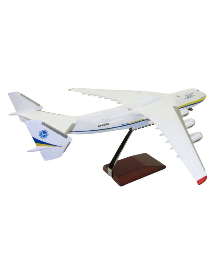 Maqueta Antonov AN225 UR-82060 1/200 Maquetas Aviación Comercial 1704452527946 BuckerBook 279,90 € 