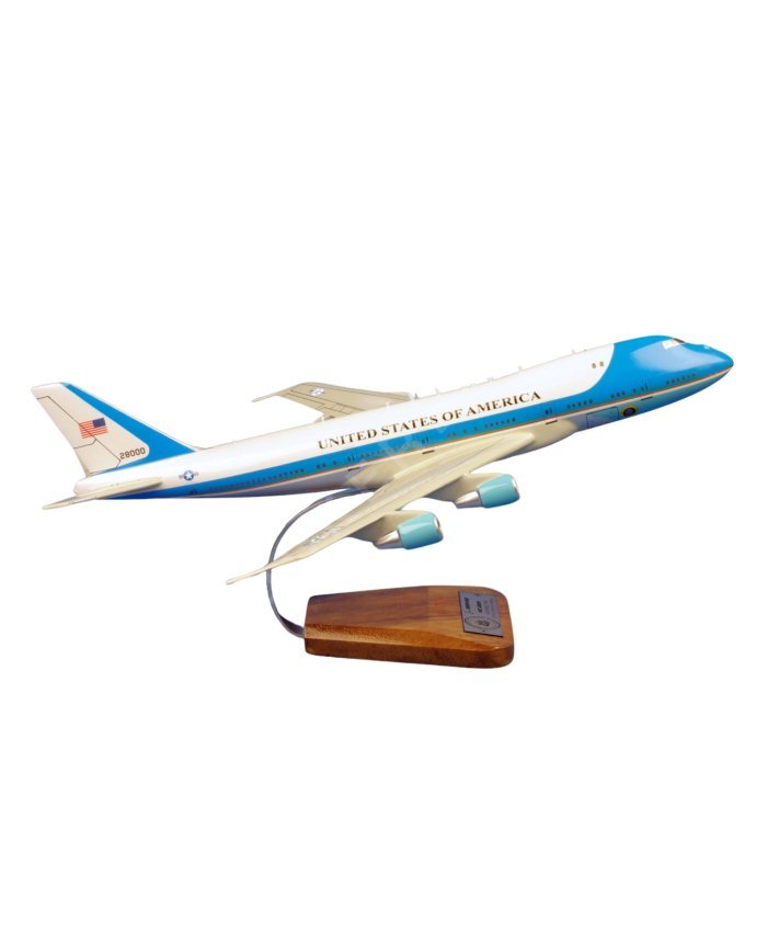 Maqueta Boeing VC-25A Air Force One 28000 1/165 Maquetas Aviación Comercial  BuckerBook 216,00 € 