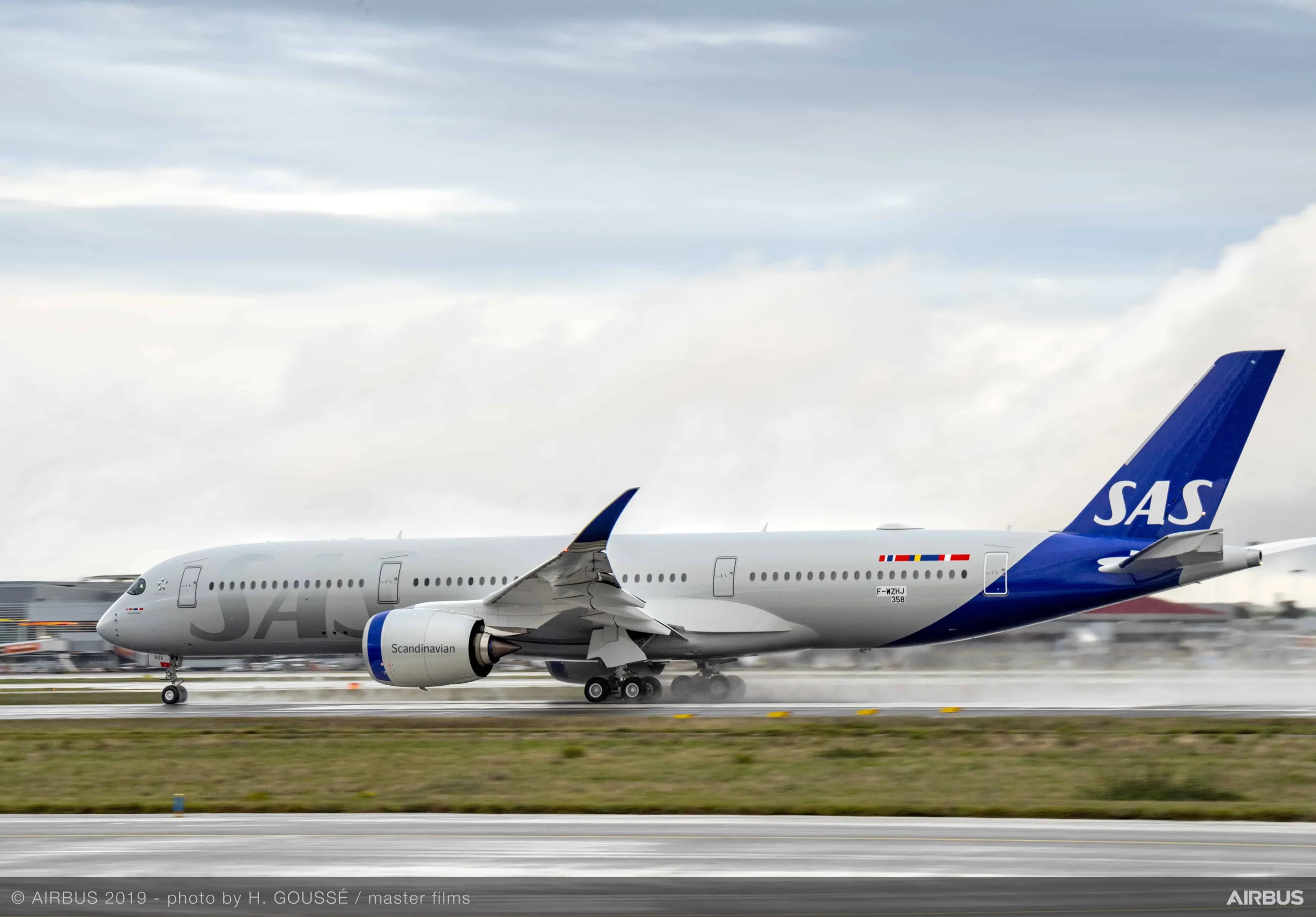 SAS ya solo opera la mitad de su flota original de A350 y es posible que con los meses estos aviones también podrían abandonar la flota.