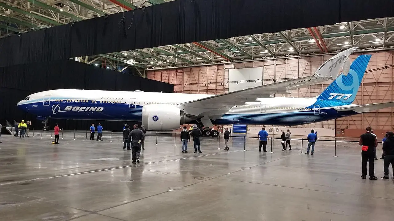 El Boeing B777-9X acumula más de una década de retrasos y podrían quedar un par de años hasta la primera entrega. Foto: Dan Nevill